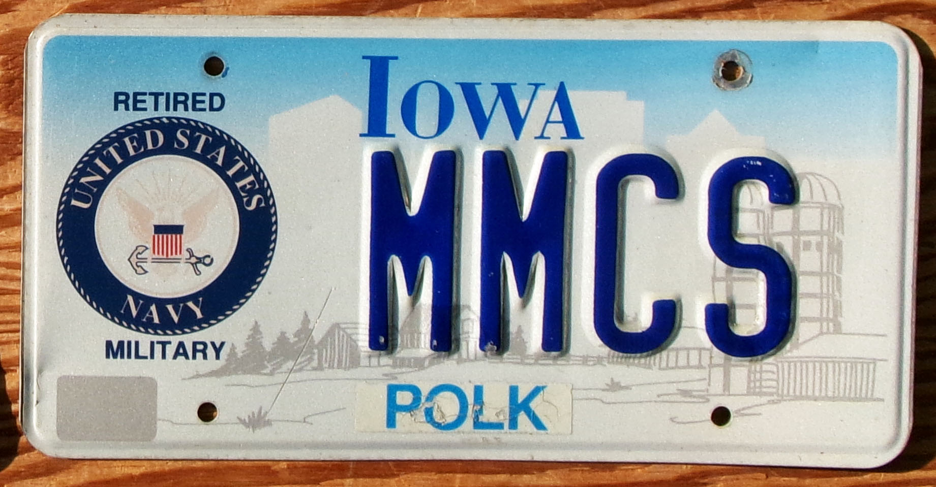 1992 base Iowa retired Navy vg