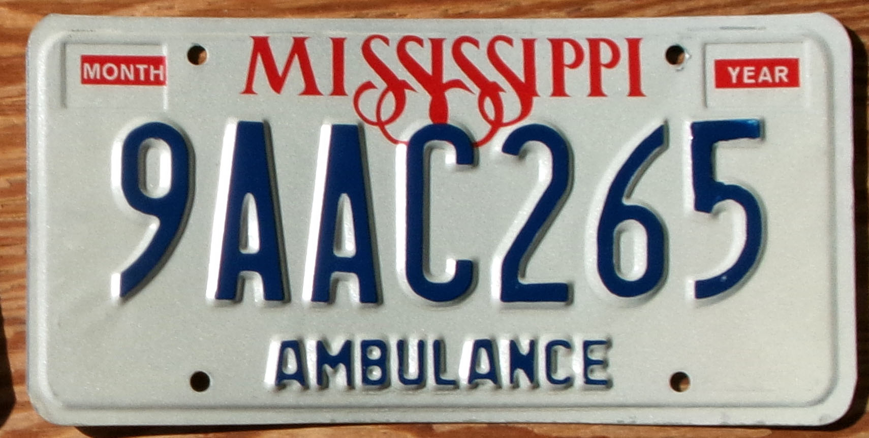 1983 Base Mississippi Ambulance mint