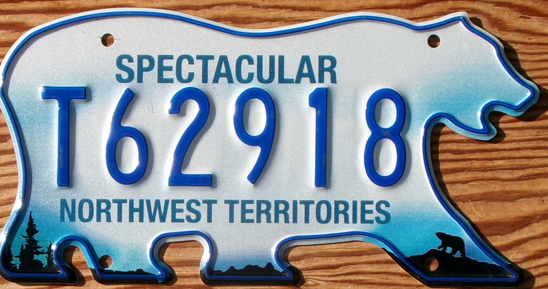 2015 base Northwest Territories trailer mint