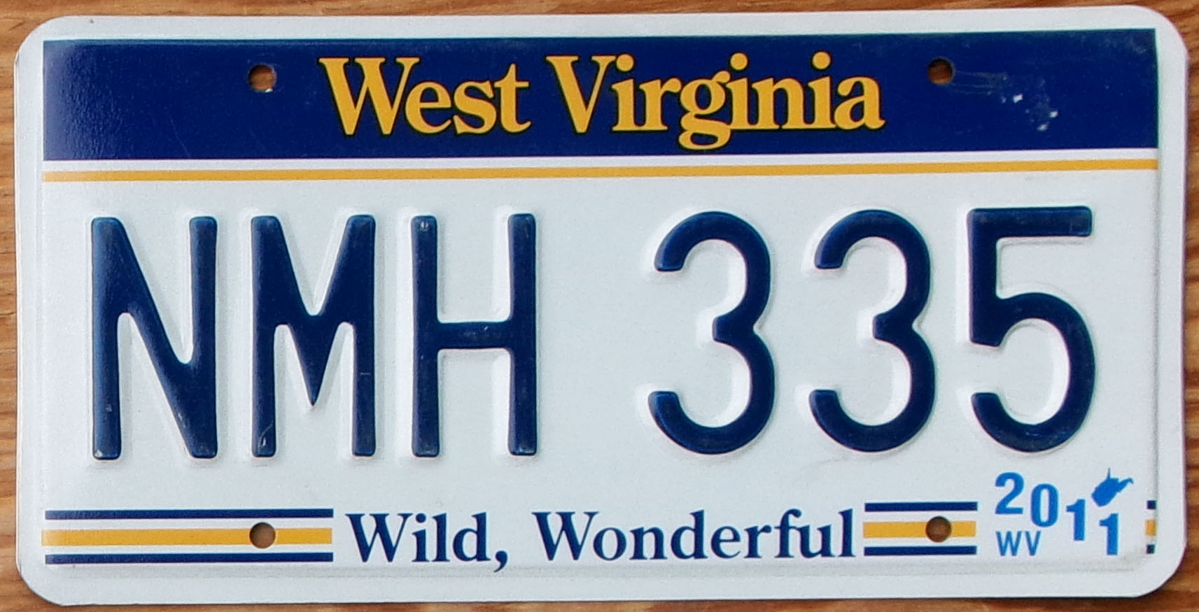 2011 West Virginia nearly mint NICE PLATE