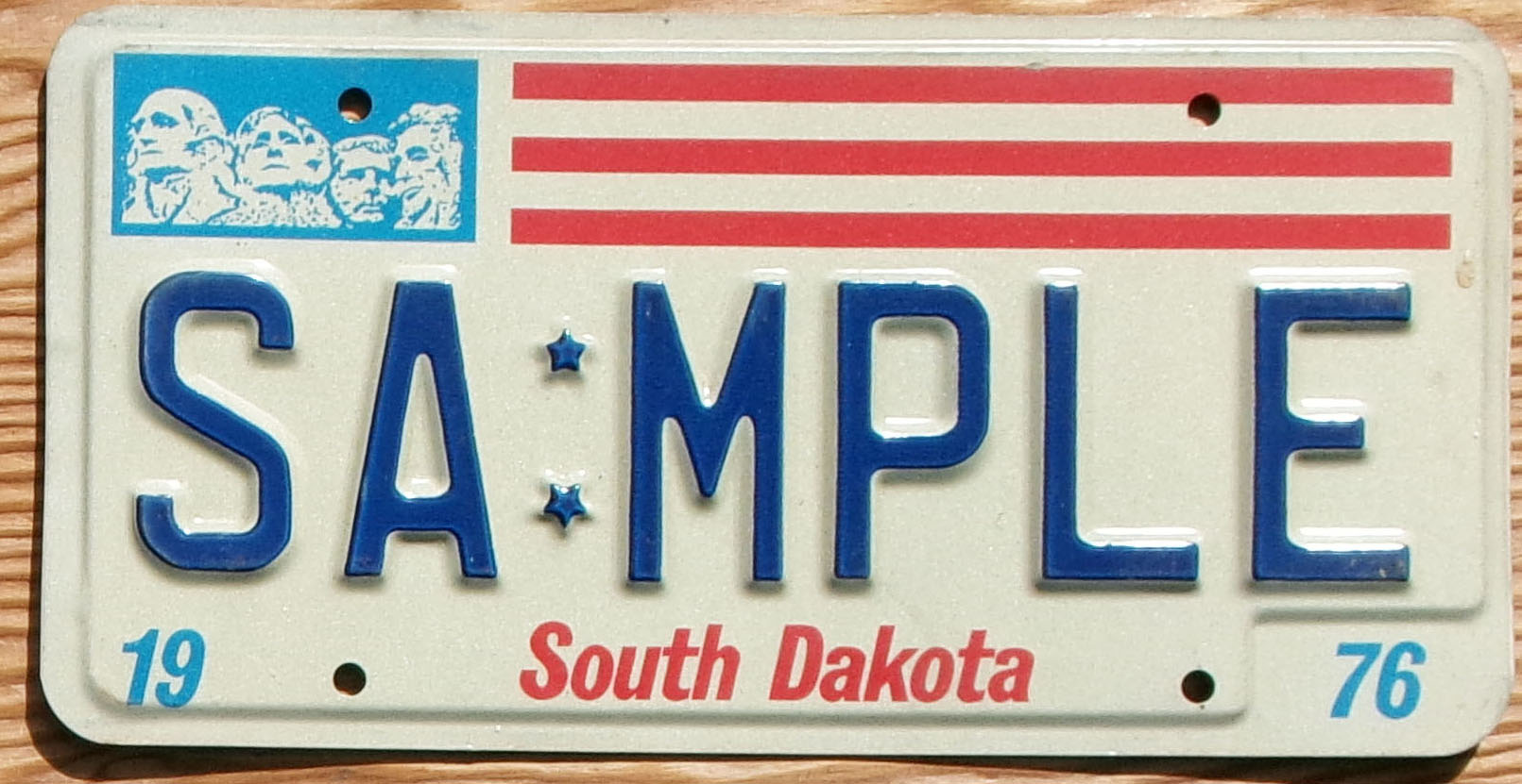 1976 South Dakota sample mint